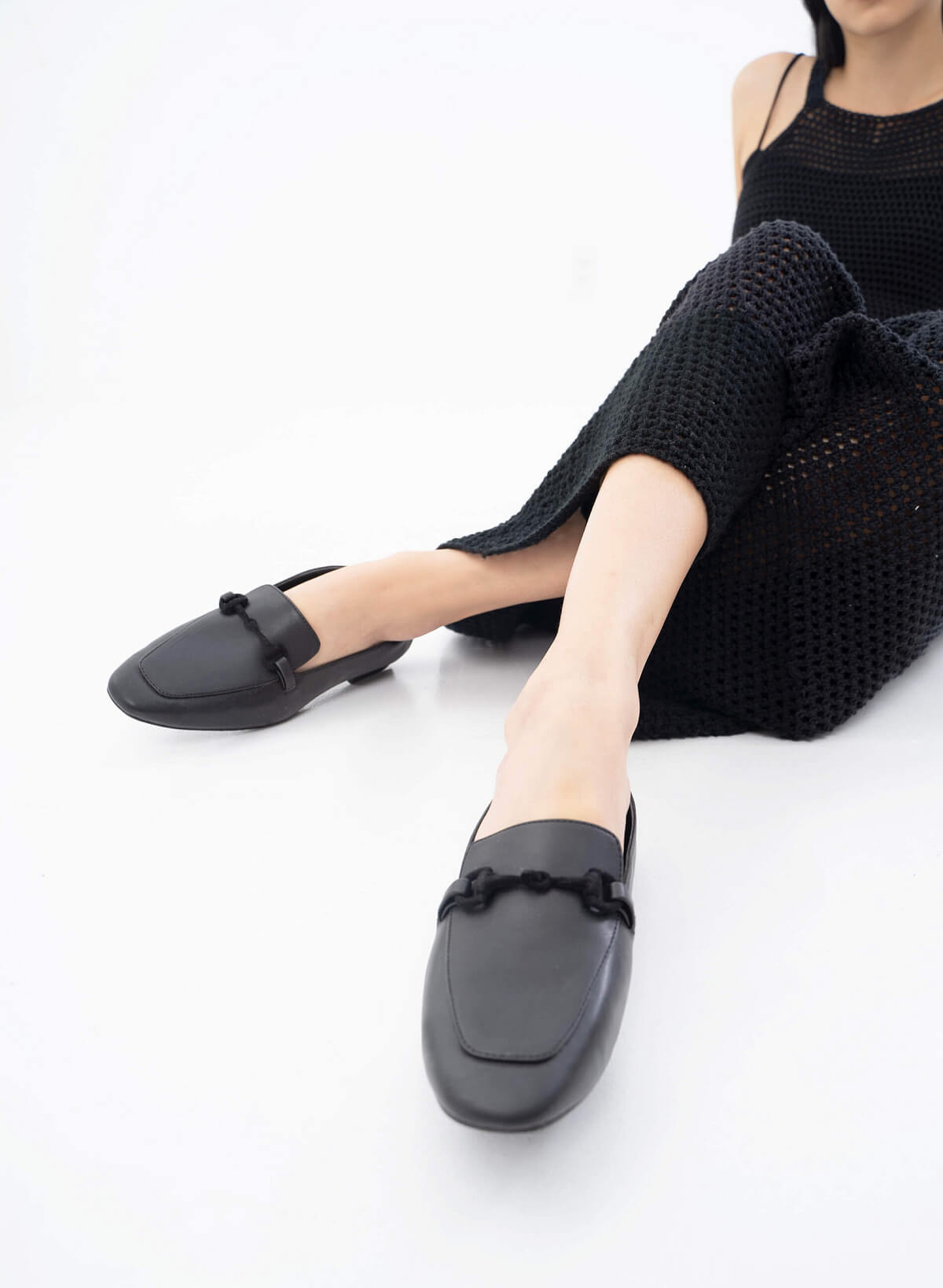 Velvet Chain Link Décor Loafers - LOA 0101 - Black - vascara.com