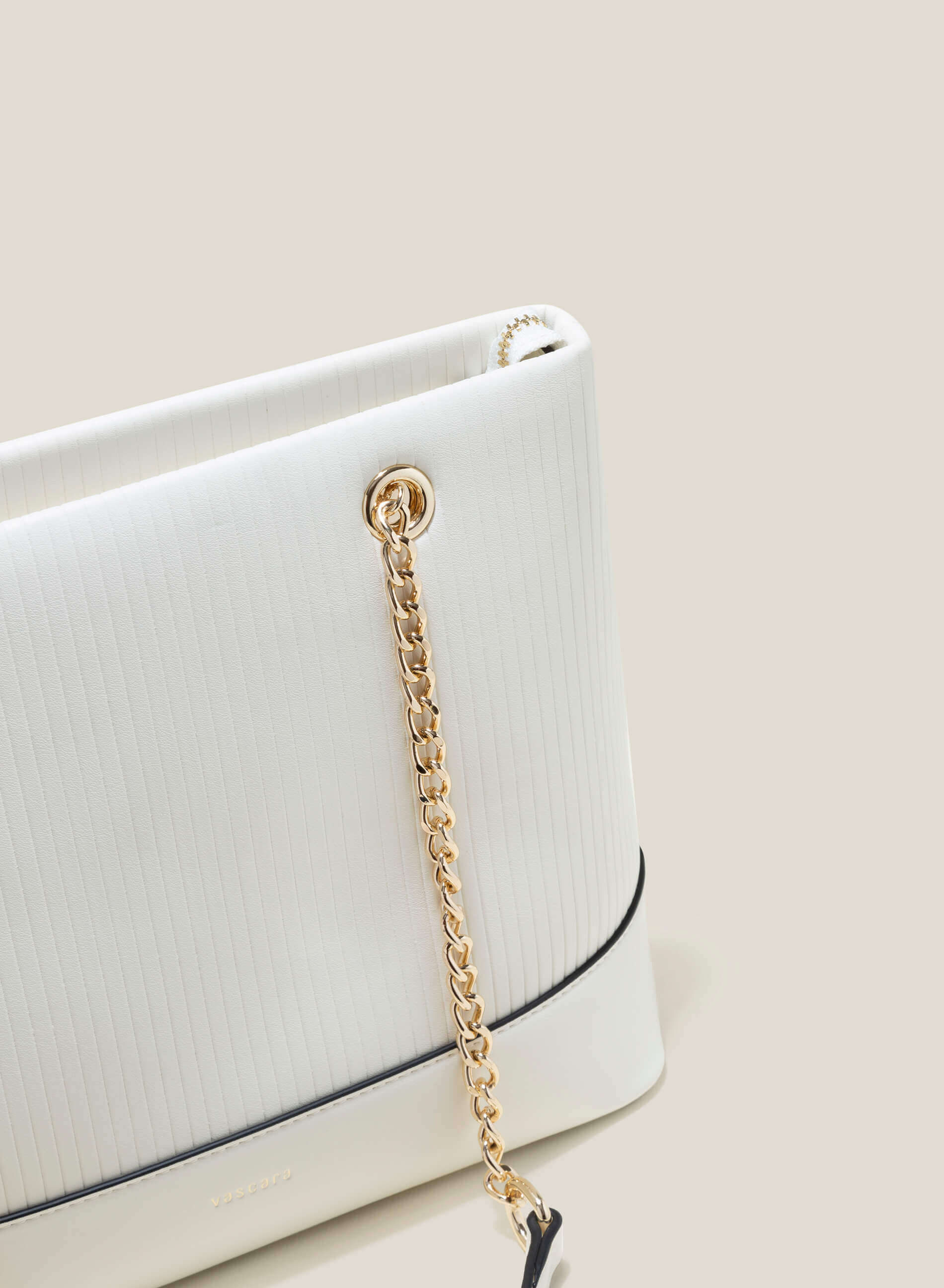 Cream discount chain bag