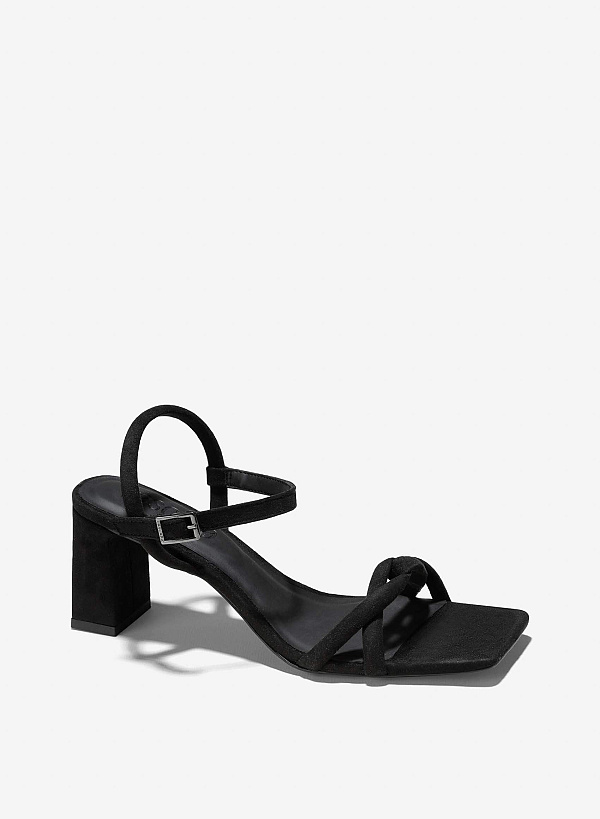 Strappy Block Heel Sandals - PUM 0777 - Black | VASCARA