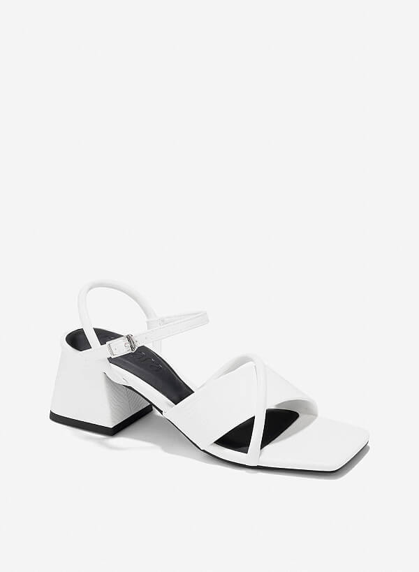 Giày sandals phối vân kỳ đà - SDN 0792 - Màu trắng - VASCARA