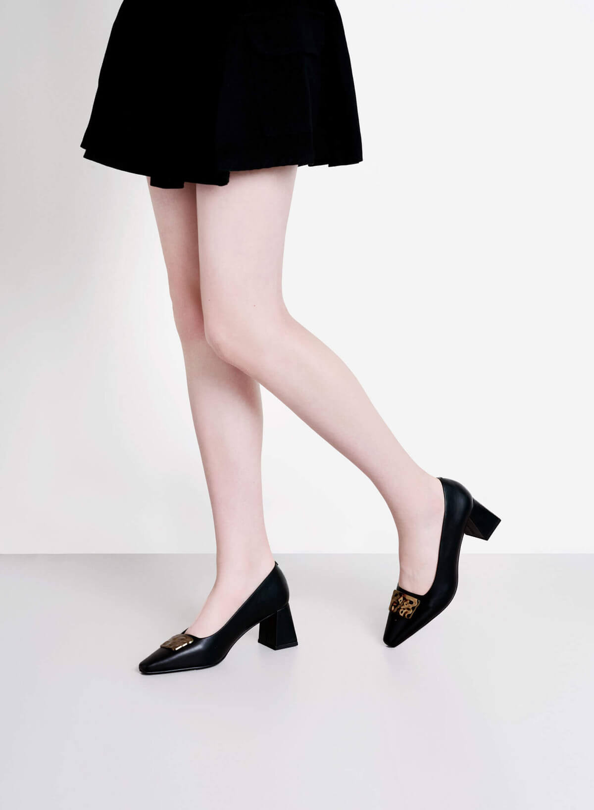 Décor Buckle Block Heel Pumps - HIG 0675 - Black - vascara.com