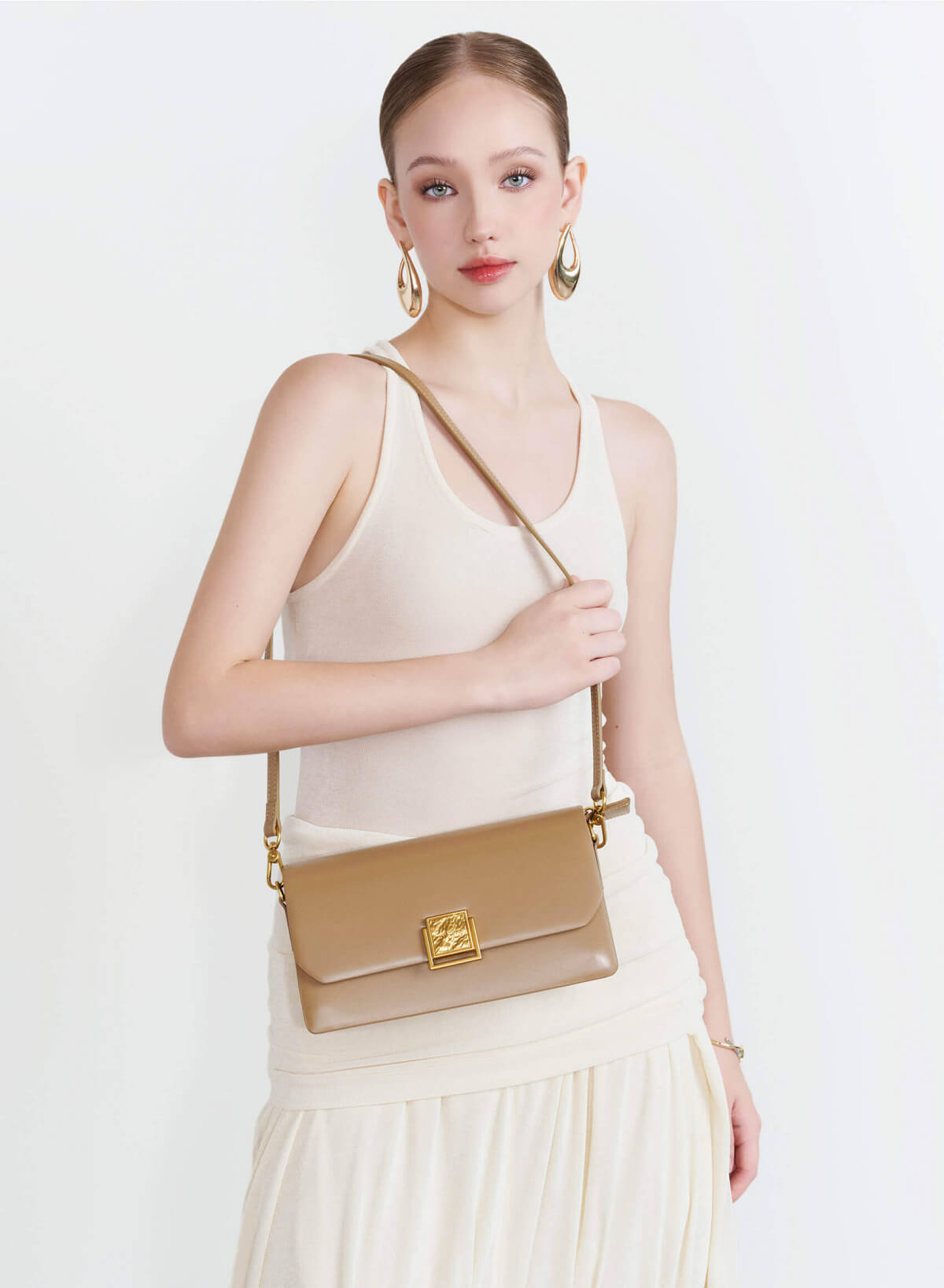 Metal Lock Leather Bag - MES 0246 - Beige - vascara.com