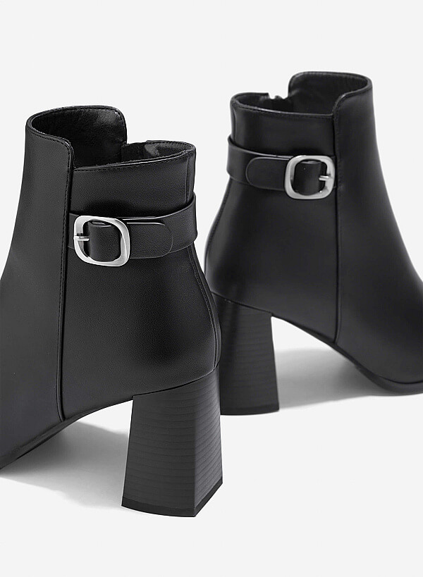 Giày ankle boots gót trụ nhấn khóa trang trí - BOT 0941 - Màu đen - VASCARA