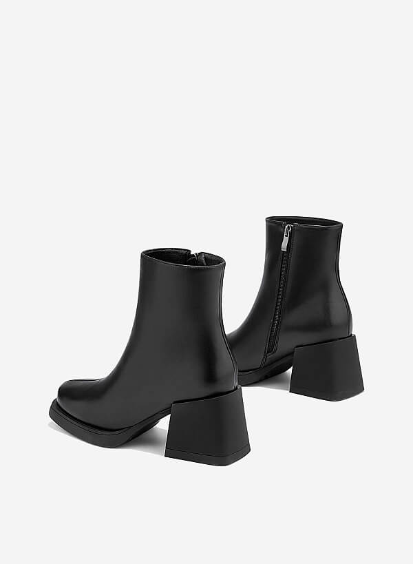 Giày ankle boots mũi vuông - BOT 0943 - Màu đen - VASCARA